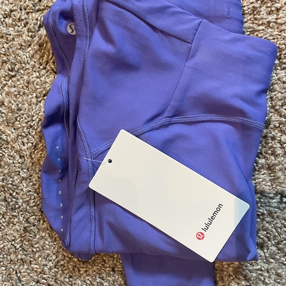 NWT Lululemon SenseKnit running hr tight - Picture 6 of 7